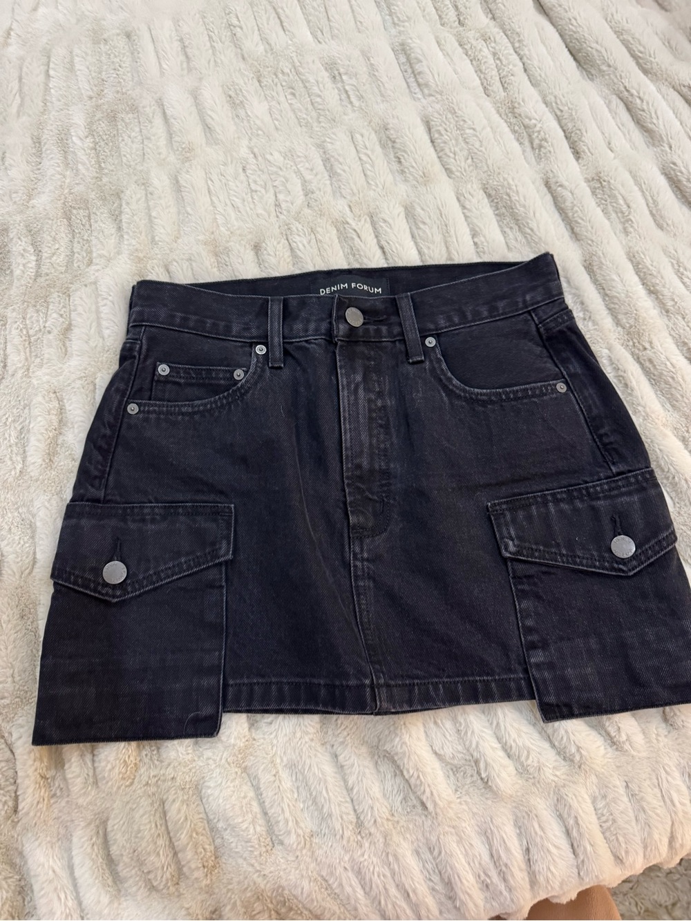 DENIM FORUM THE 90s CARGO MINI DENIM SKIRT